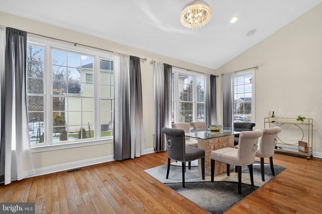 77 CALEB LN, Princeton, NJ 08540