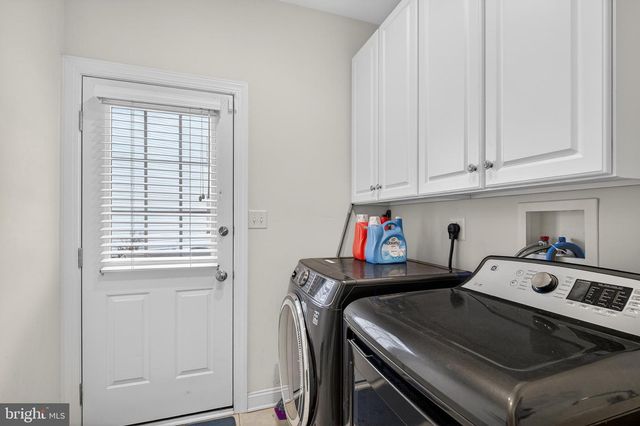 77 CALEB LN, Princeton, NJ 08540