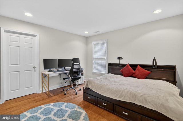 77 CALEB LN, Princeton, NJ 08540