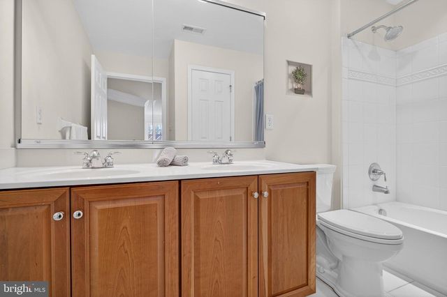 77 CALEB LN, Princeton, NJ 08540