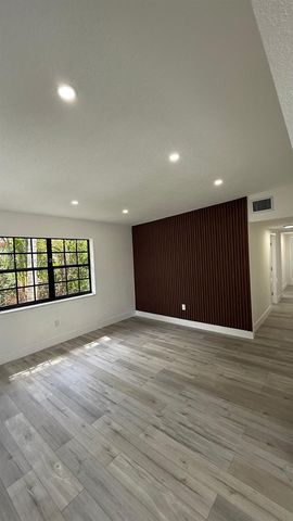 980 NE 146th Street, North Miami, FL 33161