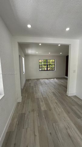 980 NE 146th Street, North Miami, FL 33161