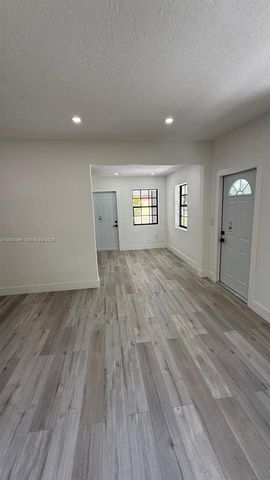 980 NE 146th Street, North Miami, FL 33161
