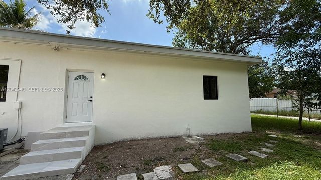 980 NE 146th Street, North Miami, FL 33161