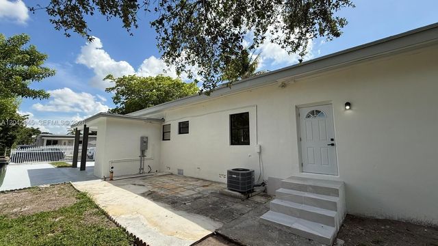 980 NE 146th Street, North Miami, FL 33161