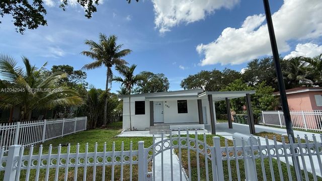 980 NE 146th Street, North Miami, FL 33161