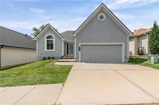 4715 NW 59th Court, Kansas City, MO 64151