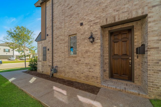 3524 Knightly Drive 2D, Lewisville, TX 75056