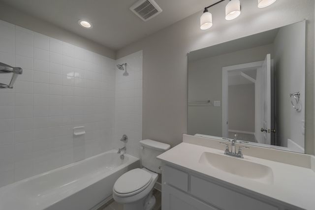 3524 Knightly Drive 2D, Lewisville, TX 75056