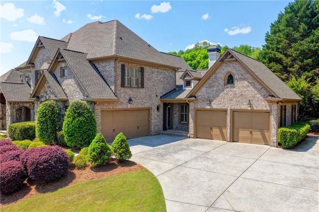 4858 Basingstoke Drive, Suwanee, GA 30024