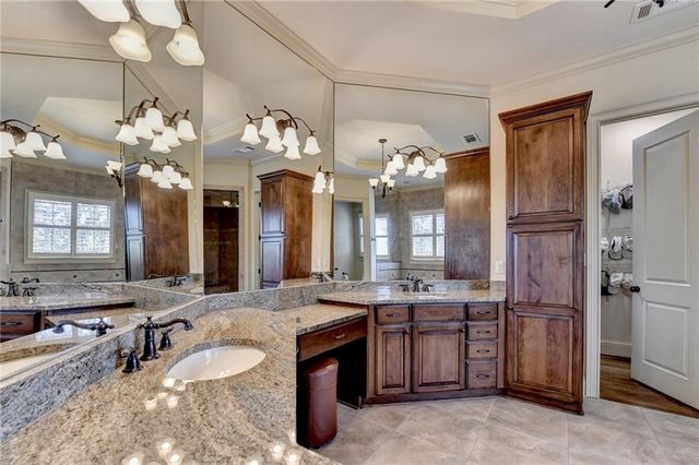 4858 Basingstoke Drive, Suwanee, GA 30024