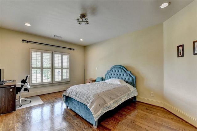 4858 Basingstoke Drive, Suwanee, GA 30024
