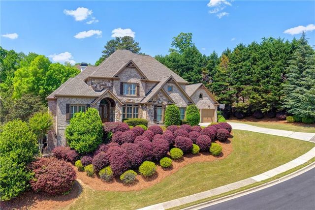4858 Basingstoke Drive, Suwanee, GA 30024