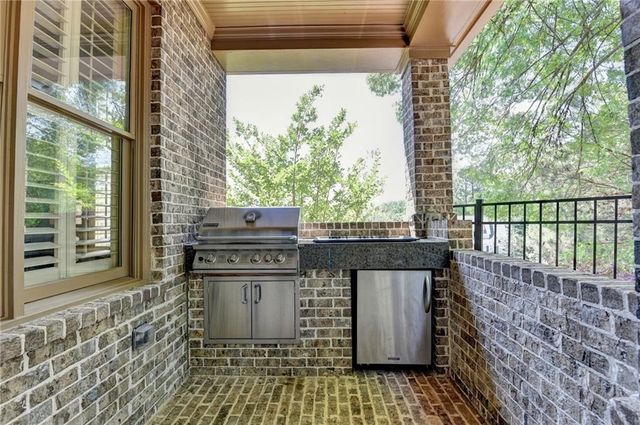 4858 Basingstoke Drive, Suwanee, GA 30024