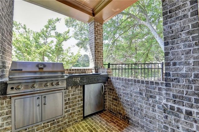 4858 Basingstoke Drive, Suwanee, GA 30024