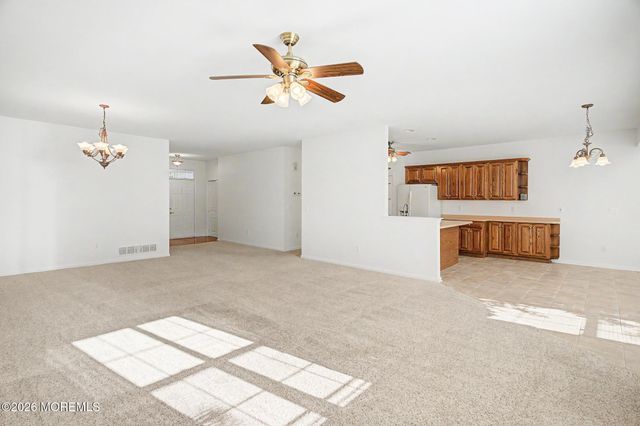 17 Reef Lane, Little Egg Harbor, NJ 08087