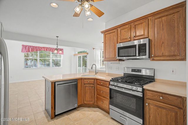 17 Reef Lane, Little Egg Harbor, NJ 08087