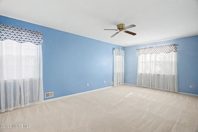 17 Reef Lane, Little Egg Harbor, NJ 08087