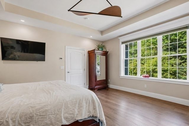 27 W River St, Upton, MA 01568