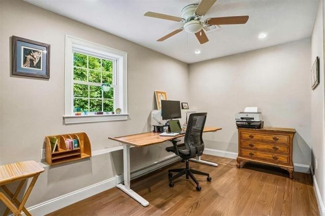 27 W River St, Upton, MA 01568