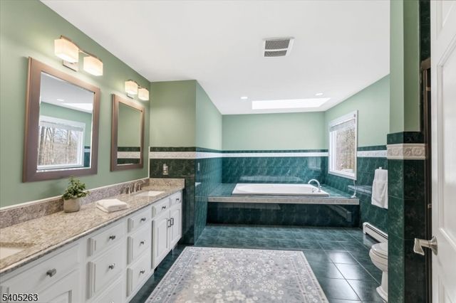 4 New Star Ridge Rd, Sparta Twp., NJ 07871