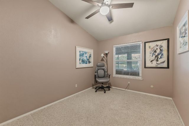 1917 E Quincy Avenue, Fresno, CA 93720