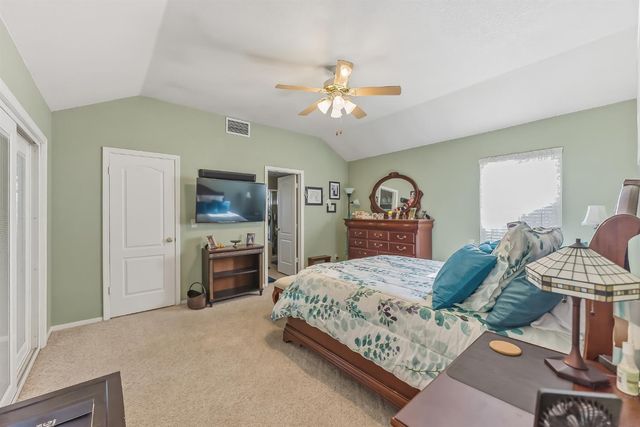 1917 E Quincy Avenue, Fresno, CA 93720