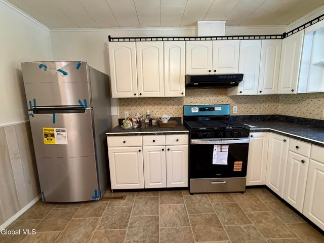 165 Reservoir Road, Moreau, NY 12828