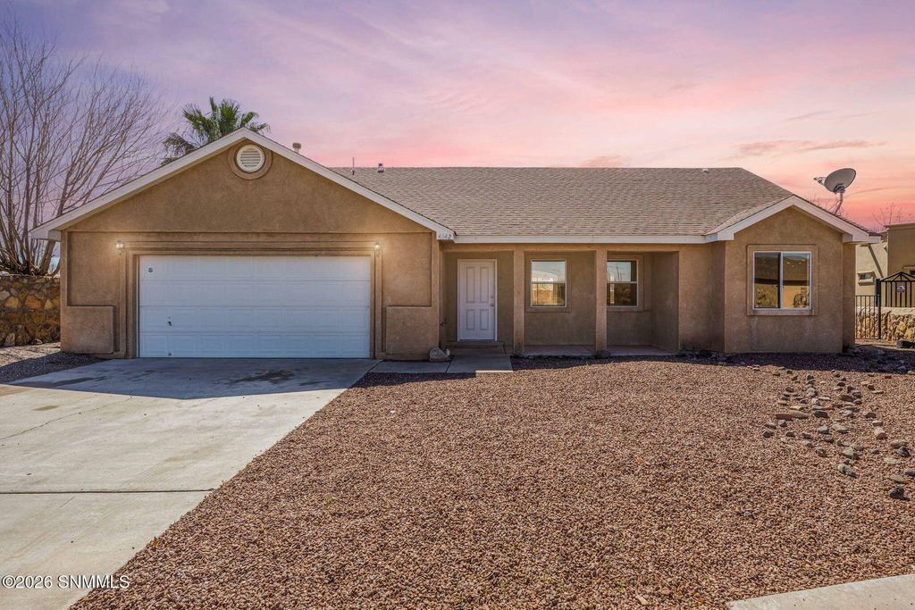 4342 Camino Dos Vidas, Las Cruces, NM 88012