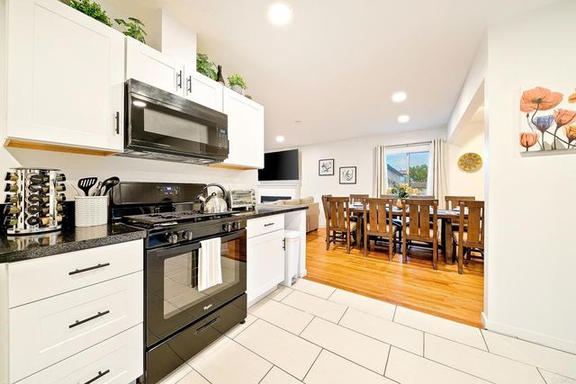 965 Rosecrans Street, San Diego, CA 92106