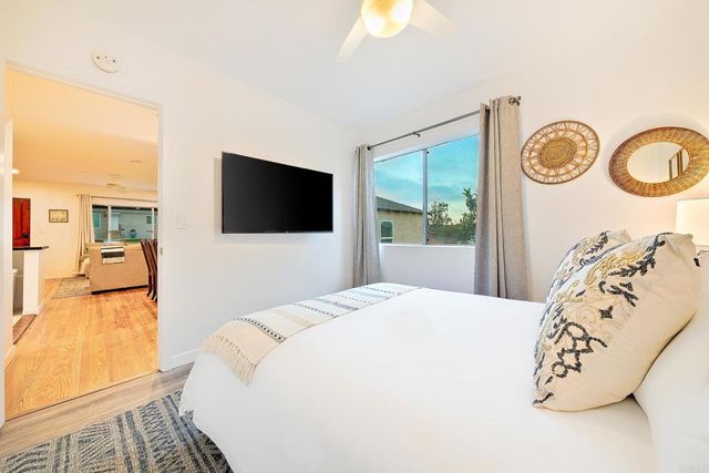 965 Rosecrans Street, San Diego, CA 92106