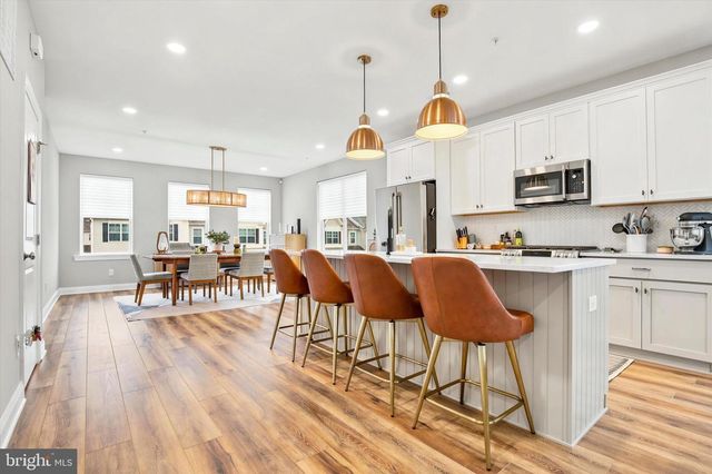 110 HARLAND AVE, Royersford, PA 19468