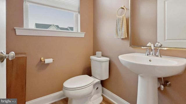 110 HARLAND AVE, Royersford, PA 19468
