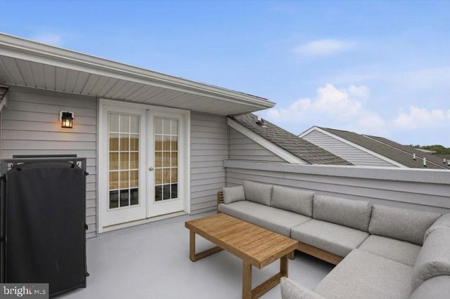 110 HARLAND AVE, Royersford, PA 19468