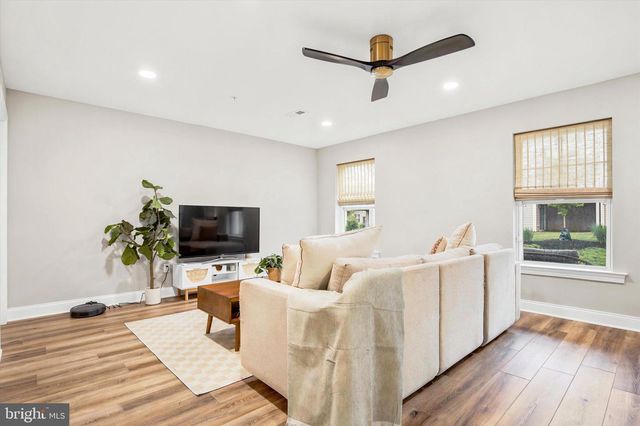 110 HARLAND AVE, Royersford, PA 19468