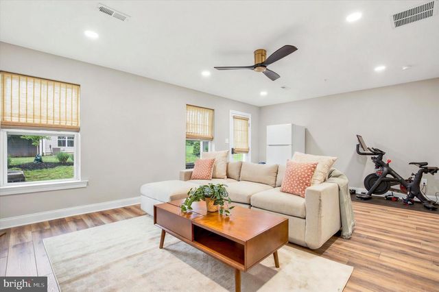 110 HARLAND AVE, Royersford, PA 19468