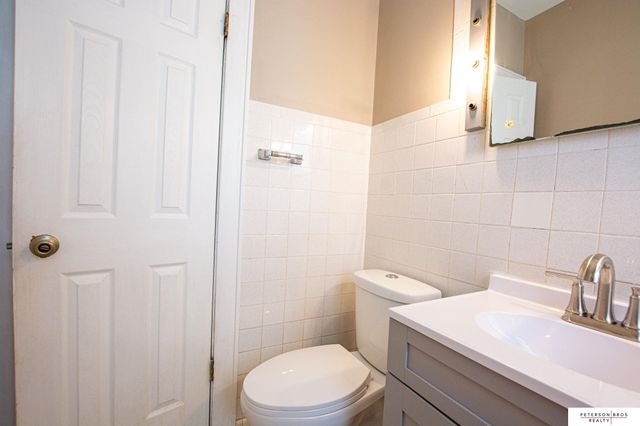 5623 Pierce Street, Omaha, NE 68106