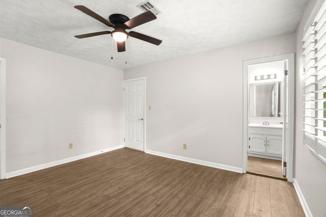6988 Tan Bark Court, Riverdale, GA 30296