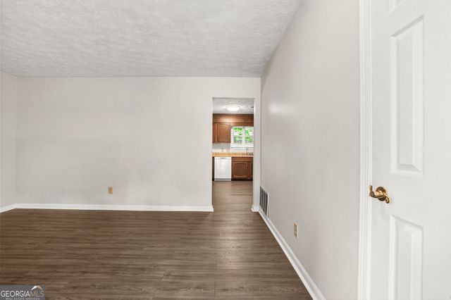 6988 Tan Bark Court, Riverdale, GA 30296