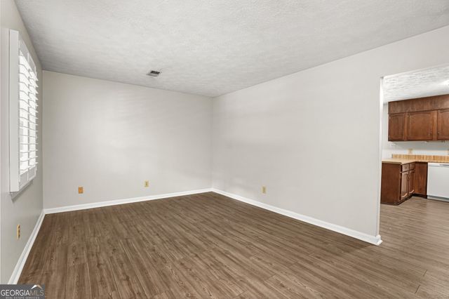 6988 Tan Bark Court, Riverdale, GA 30296