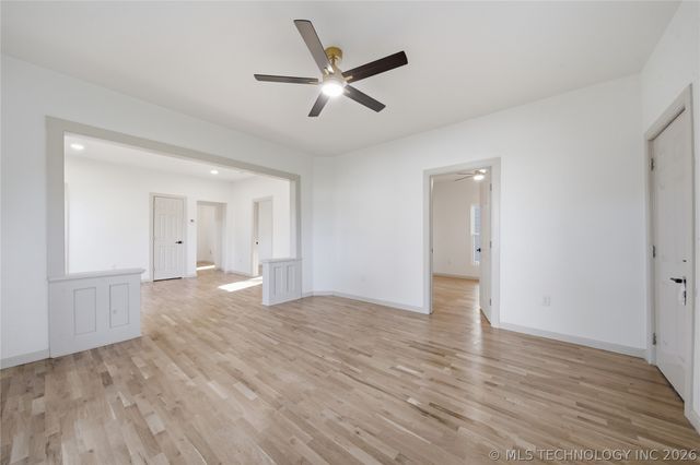 312 E 5th Street, Claremore, OK 74017