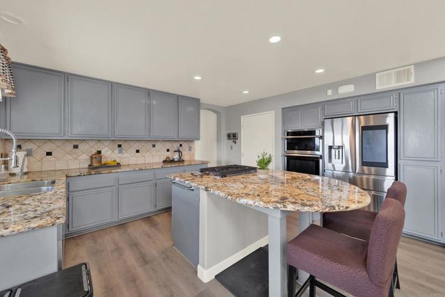 2274 Boulders Court, Alpine, CA 91901