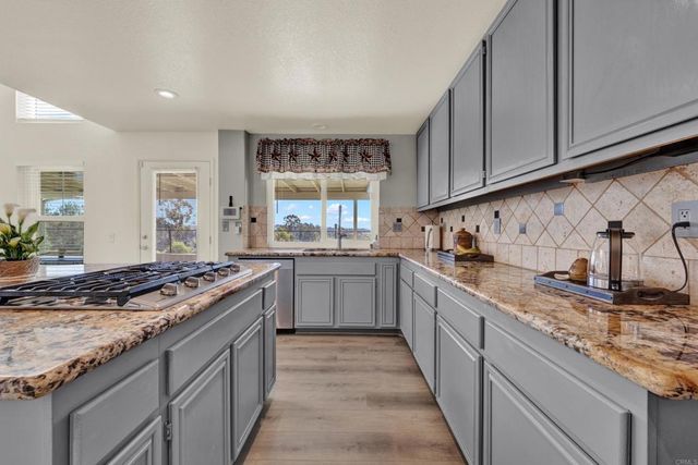 2274 Boulders Court, Alpine, CA 91901