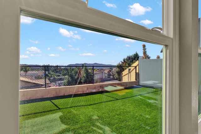 2274 Boulders Court, Alpine, CA 91901