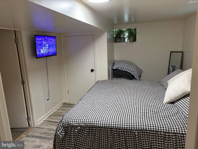 1026 W BROWNING RD, Bellmawr, NJ 08031