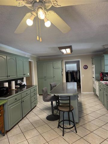3273 Paul White Rd Road, Lake Charles, LA 70611