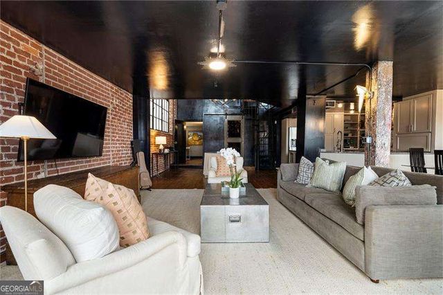 190 Walker Street SW 205, Atlanta, GA 30313