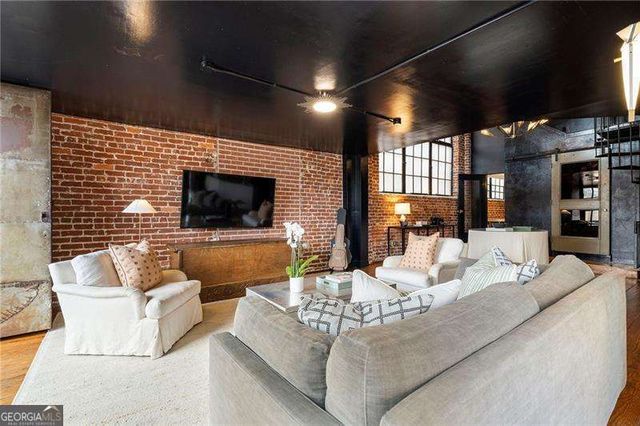 190 Walker Street SW 205, Atlanta, GA 30313