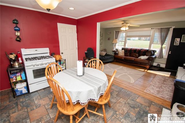 93 East Summit Avenue, Busti, NY 14750