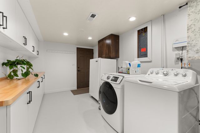 806 W Teal Ave, Spokane, WA 99218